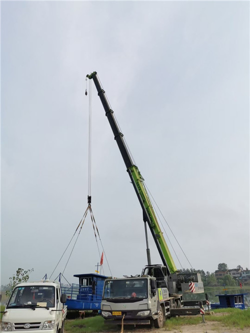 营口市桥梁建设吊装案例